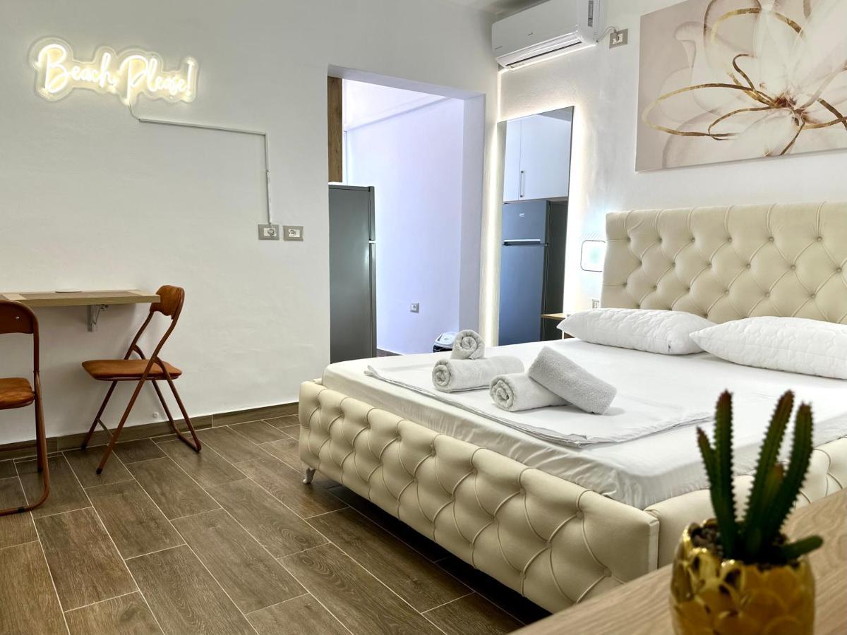 K&T Boulevard Studio Saranda Exterior photo